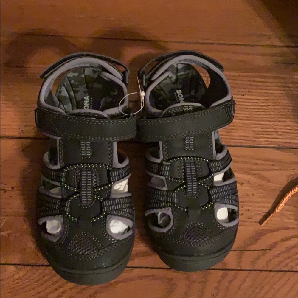 Boys Sonoma Sandals